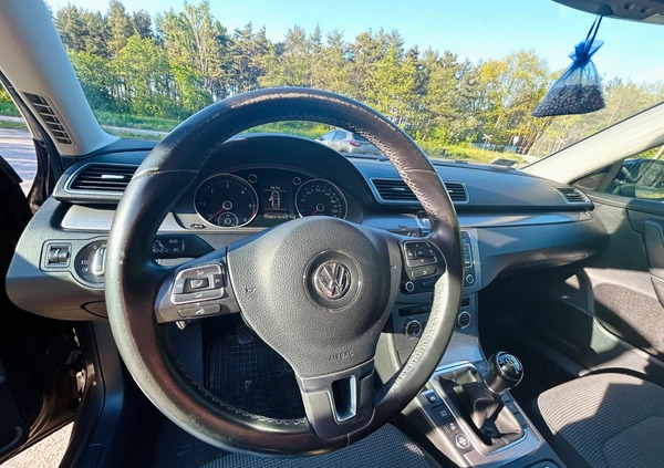 Volkswagen Passat cena 36900 przebieg: 174000, rok produkcji 2012 z Władysławowo małe 79